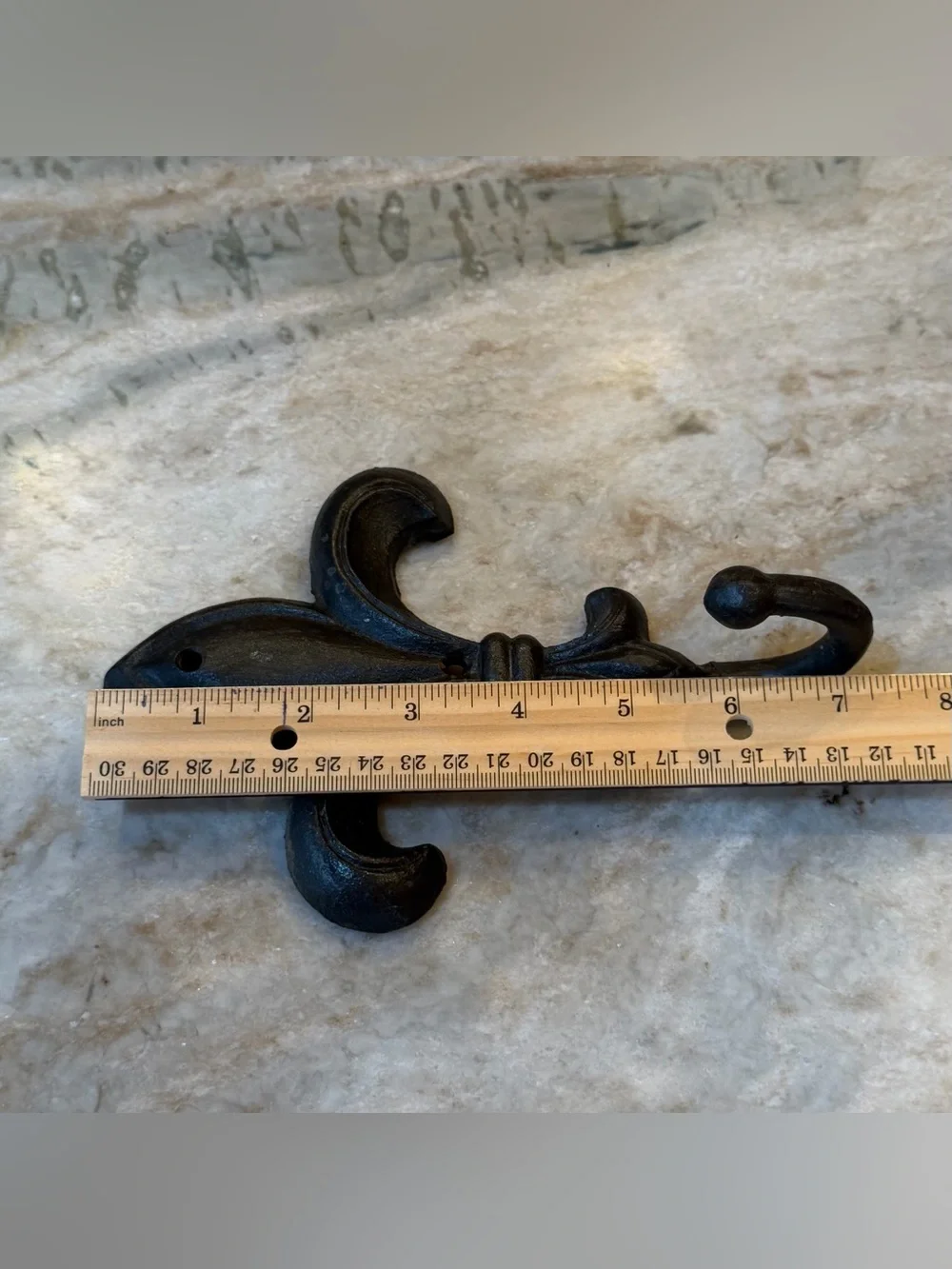 Fleur-de-Lis Wall Hook in Black - Classic Decorative Hook